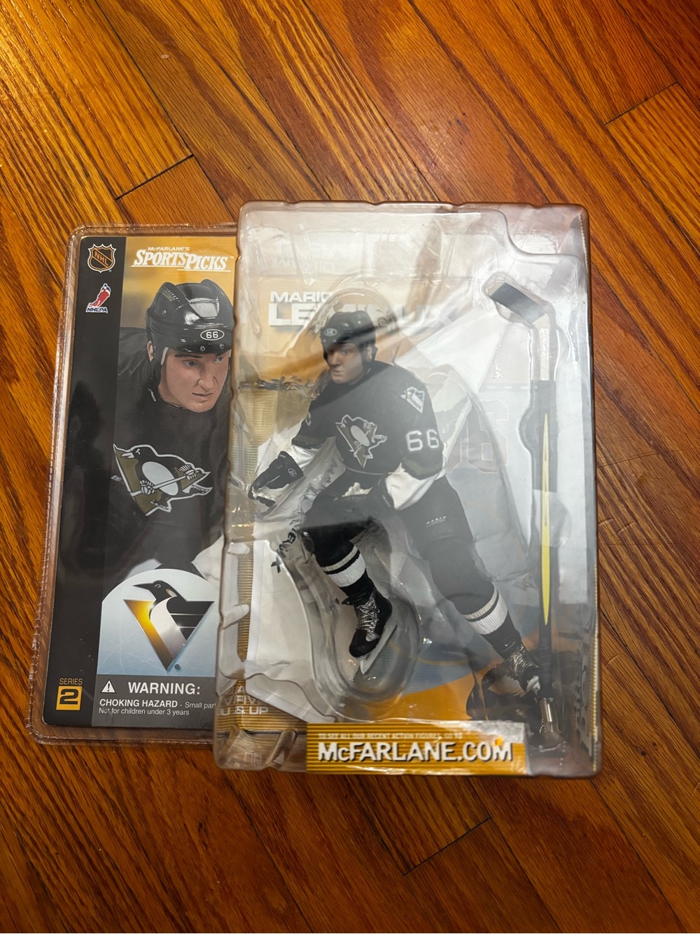 McFarlane NHL Sports - Series 2 Mario Lemieux figure